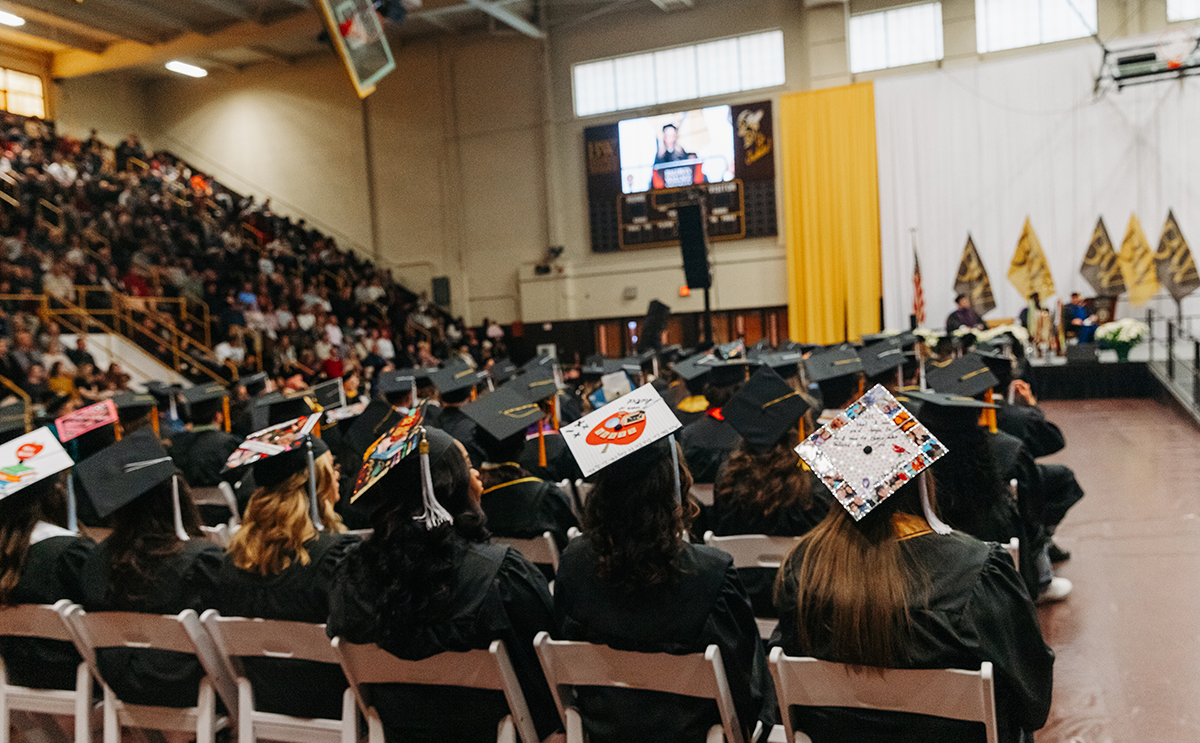 Fall 204 Commencement